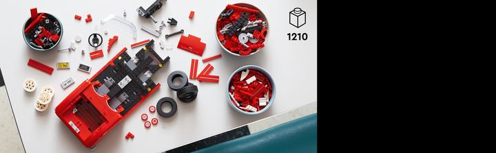 Actual product image LEGO Icons Corvette (10321, LEGO Icons)