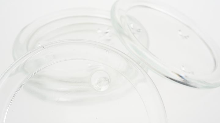 Produktbild VBS Kerzen Glas-Untersetzer, klar, 15 Stück, Ø 10 cm (15 x, Glasuntersetzer)