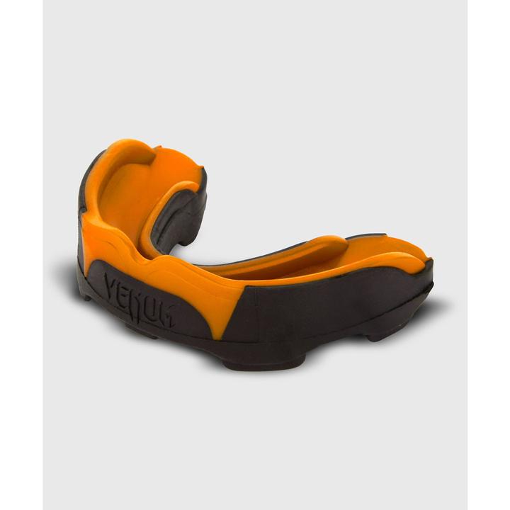 Image du produit Venum Predator Mouthguard-Black/Neo Orange (Taille unique)