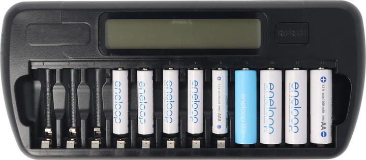 Produktbild Panasonic eneloop Standard HR-3UTGA 12 Stück AA Mignon Akkus, LCD-Ladegerät mit Display für 1-12 AA (12 Stk., AA, Ladegerät inkl. Akku)