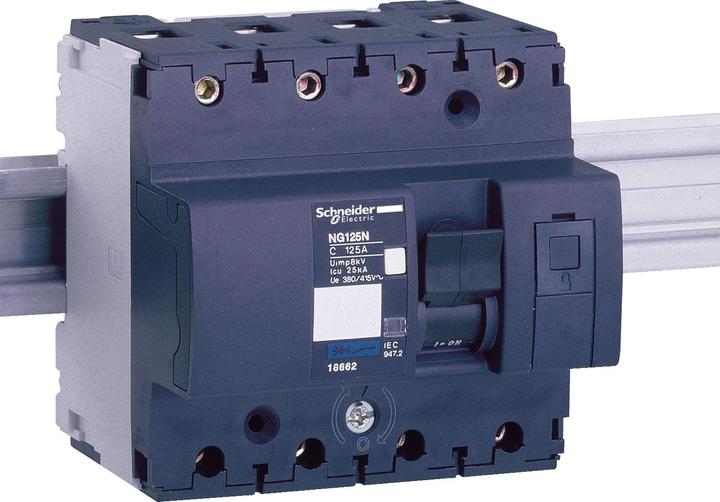 Schneider Electric Disjoncteur NG125L, 4P, 50A, C 18816