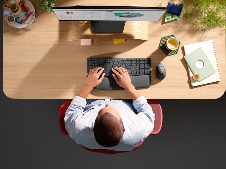 Actual product image Logitech Ergo K860 Split (Eng. Int., Wireless)