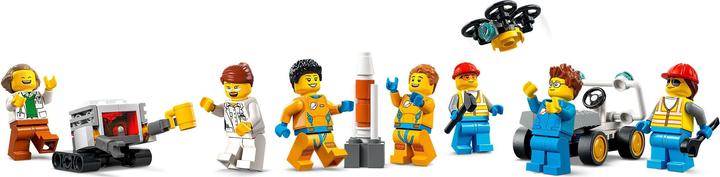 Actual product image LEGO Space Centre (60351, LEGO City, LEGO Rare Sets)