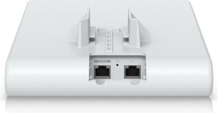 Actual product image Ubiquiti U6-Mesh-Pro Wireless Access Point (2400 Mbit/s)