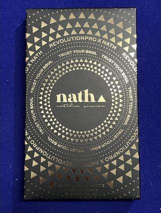 Makeup Revolution Revolution PRO X Nath Night Palette - 15 Eyeshadow Palette 16.5 g - 0.0g