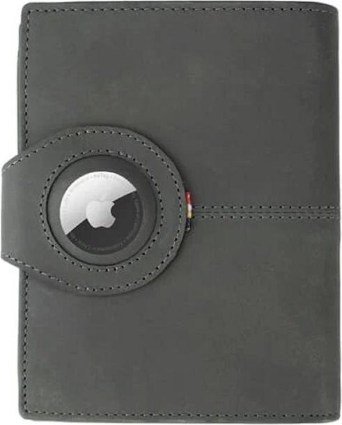 Garzini AirTag Passport Holder