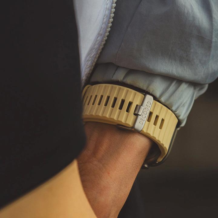 Immagine prodotto Decoded Ultra Traction - Braccialetto in silicone per Apple Watch (Silicone)