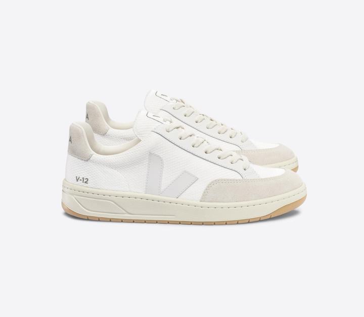 Actual product image Veja V-12 (46)