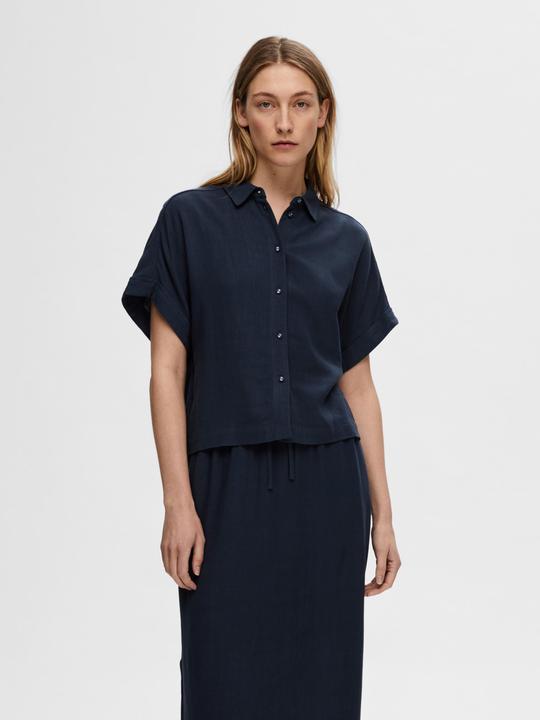 Actual product image Selected Femme Cropped short sleeve shirt (42)