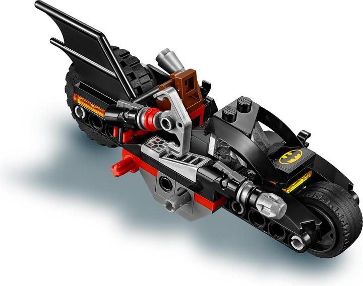 Produktbild LEGO Batcycle Duell mit Mr. Freeze (76118, LEGO DC)