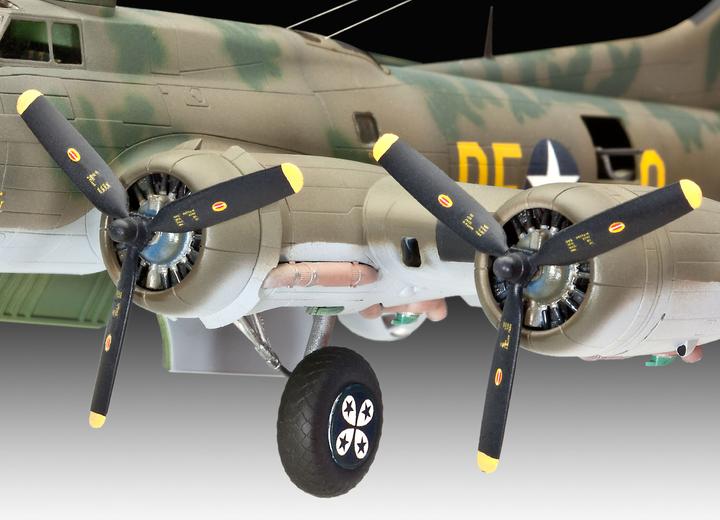 Actual product image Revell B-17F Memphis Belle