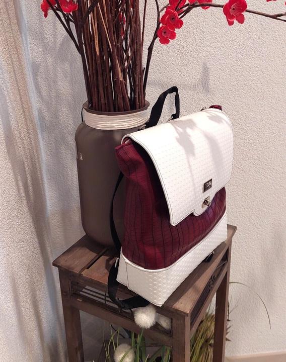 Immagine prodotto Tooitaly Zaino moda Upcycling da bottiglie di PET riciclate dal mare No.20 Fatto a mano in Italia