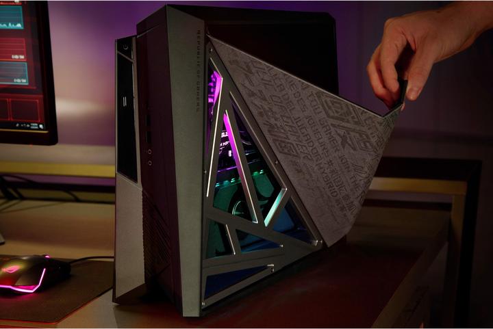 Actual product image ASUS ROG Huracan – G21CX-CH006T (Intel Core i7-9700K, 16 GB, 512 GB, GeForce RTX 2070 Super)