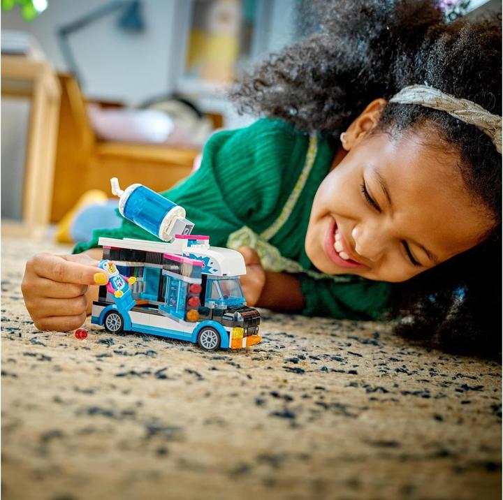 Actual product image LEGO Slush ice cream van (60384, LEGO City)