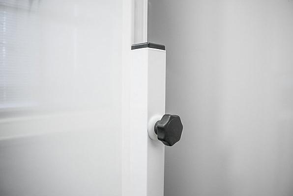 Actual product image smiT Whiteboard, mobile, painted steel, HxWxD 1900 x 1265 x 505 mm.