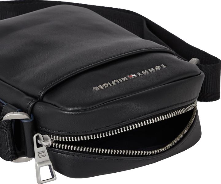 Actual product image Tommy Hilfiger TH City Mini Reporter shoulder bag
