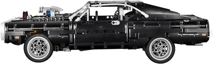Actual product image LEGO Dom's Dodge Charger (42111, LEGO Technic)