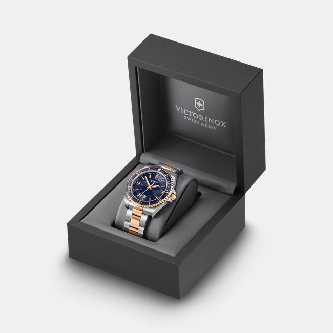 Produktbild Victorinox Armbanduhr Maverick blue dial (Chronograph, 43 mm)