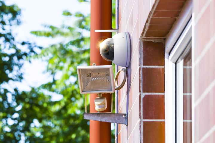 Produktbild Alecto DVC136IP - Outdoor wifi dome camera - Wit (1920 x 1080 Pixels)