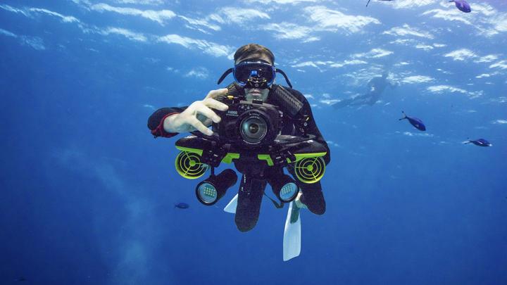 Actual product image Sublue Seabow Underwater Scooter
