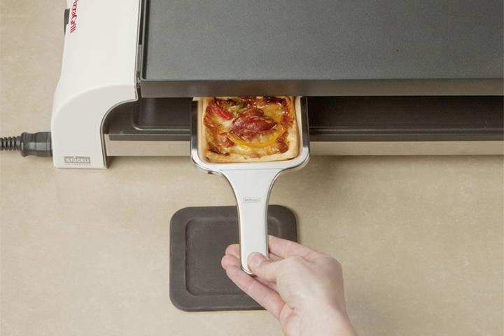 Actual product image Stöckli PizzaGrill clay pans set