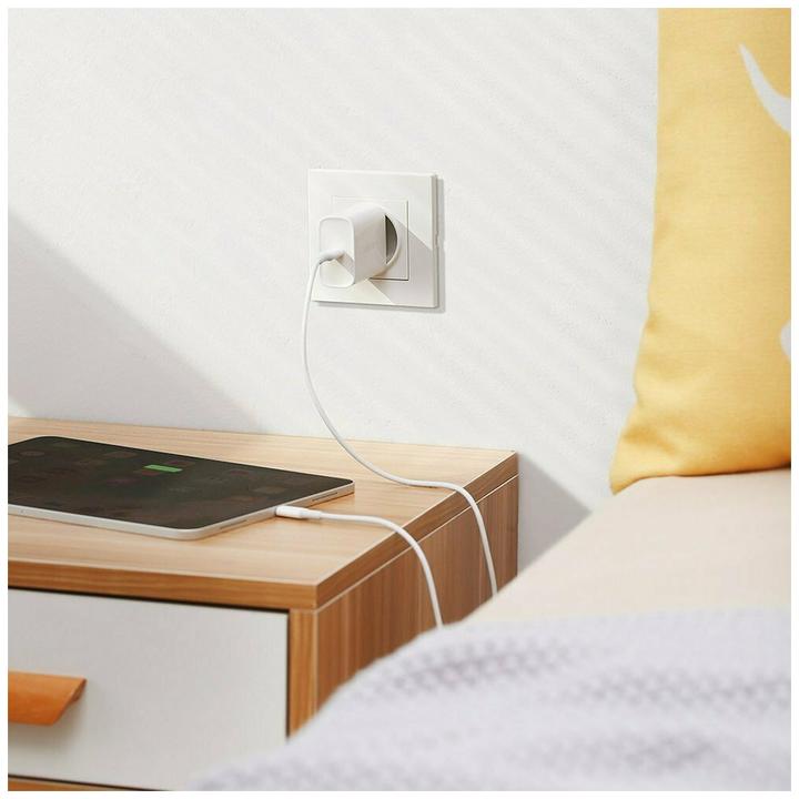 Actual product image Ugreen USB-C 30W PD Charger (30 W)