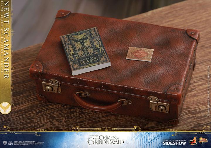 Image du produit Hot Toys Les Animaux Fantastiques 2 "Newt Scamander" 1/6 Scale Figurine