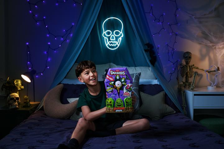 Actual product image Zuru Smashers Horror House Large S1