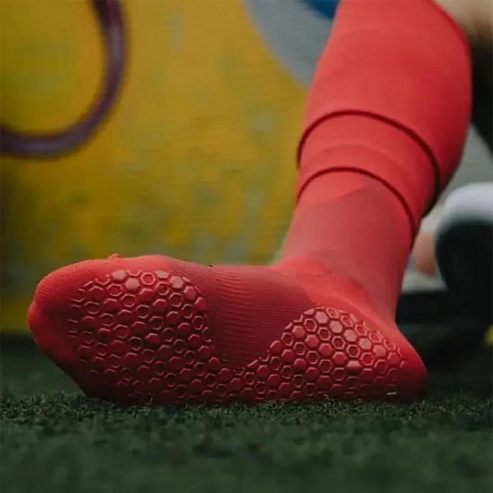 Immagine prodotto NovoSoxx Fussballstulpen und Socken Grösse 42-47 Rot Set Tubxx und GripSoxx (42 - 47)