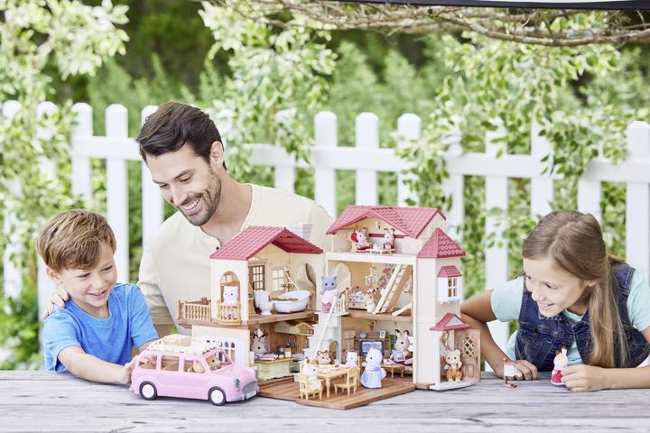 Actual product image Epoch A country house with a red roof