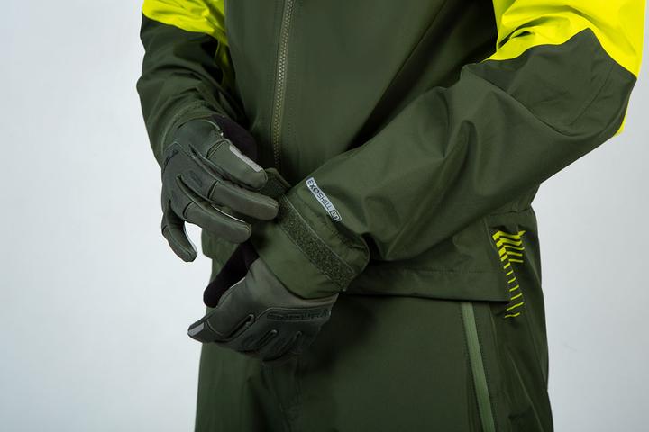 Actual product image Endura SingleTrack Onesie (S)