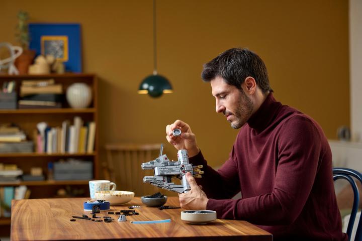 Produktbild LEGO Millennium Falcon (75375, LEGO Star Wars)