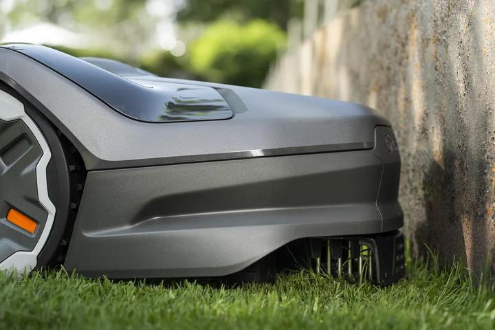 Actual product image Husqvarna Automower AM410XE NERA (1000 m²)