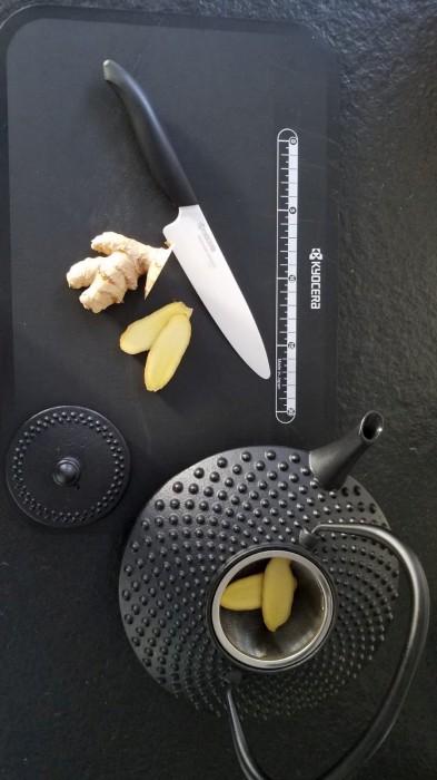 Actual product image Kyocera GEN fruit and vegetable ceramic knife (11 cm)
