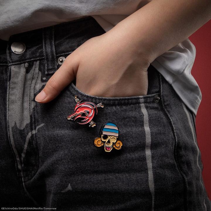 Produktbild Cinereplicas One Piece Ansteck-Pins 2er-Pack Nami & Arlong