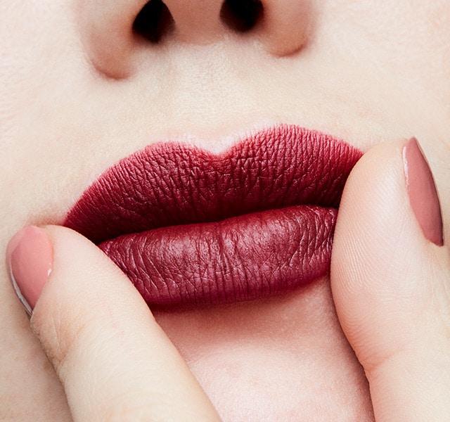 Actual product image MAC Cosmetics Pro Lipstick (Sin)