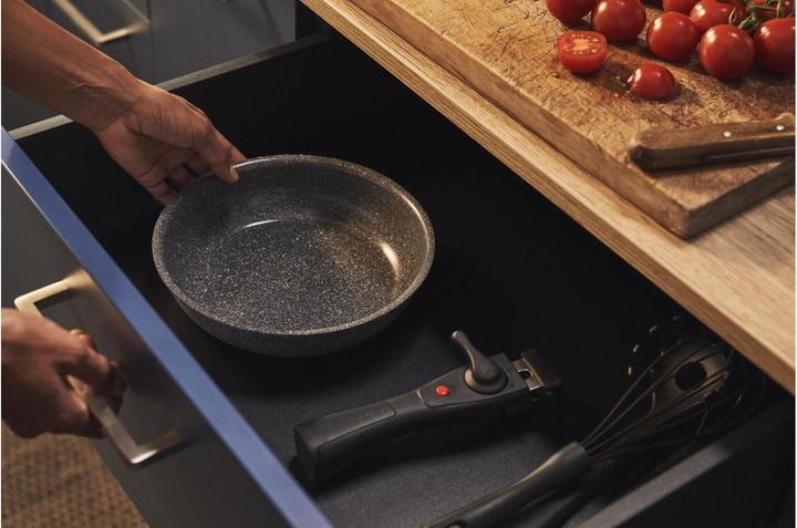 Actual product image Ballarini Torre frying pan 20cm (20 cm, Frying pan, Aluminium)