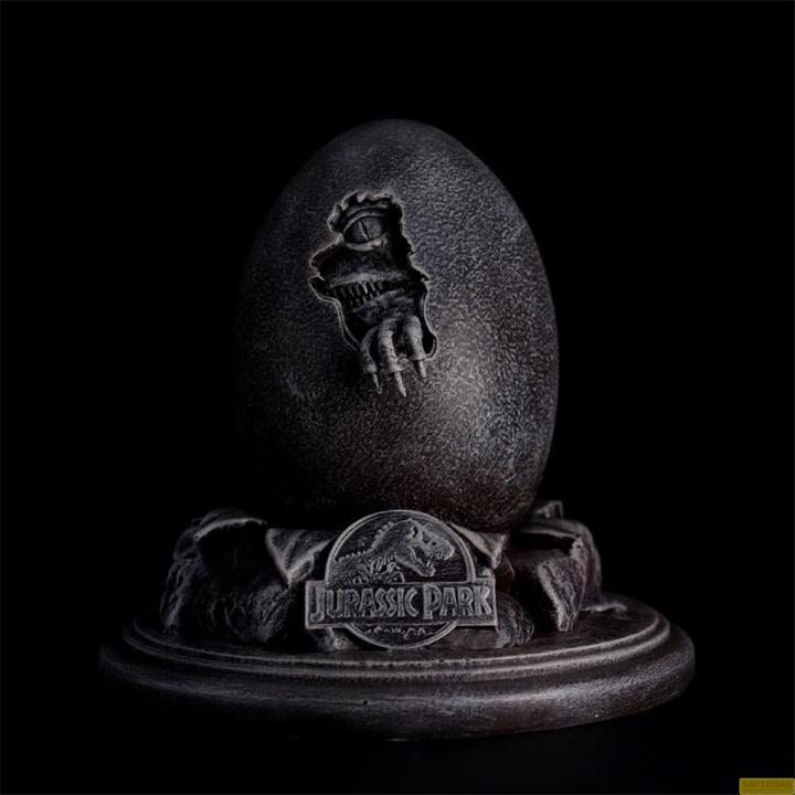 Image du produit Fanattik Jurassic Park répliques 30th Anniversary Replica Egg & John Hammond Cane Set