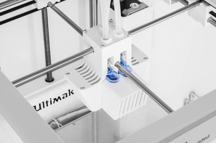 Actual product image Ultimaker 3 Extended