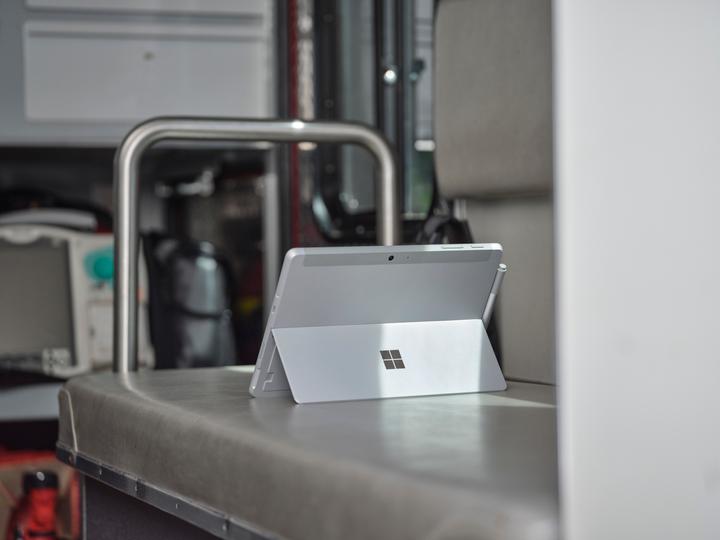 Produktbild Microsoft Surface Go 3 (10.51", Intel Core i3-10110Y, 8 GB, 128 GB)