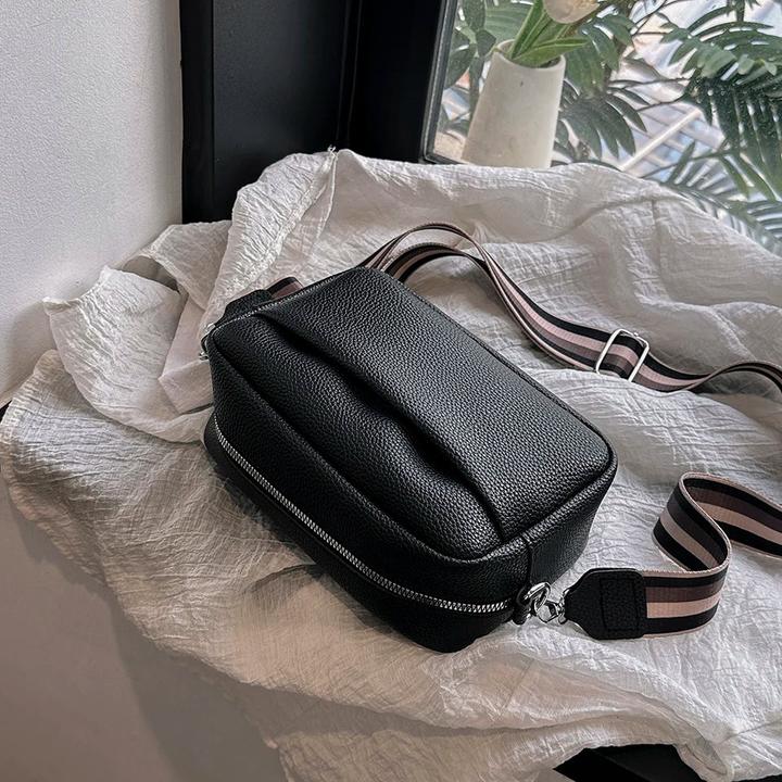 Produktbild Only-Bags.Store Umhängetasche Handtaschen Umhängetaschen Messenger Bag Geldbörsen