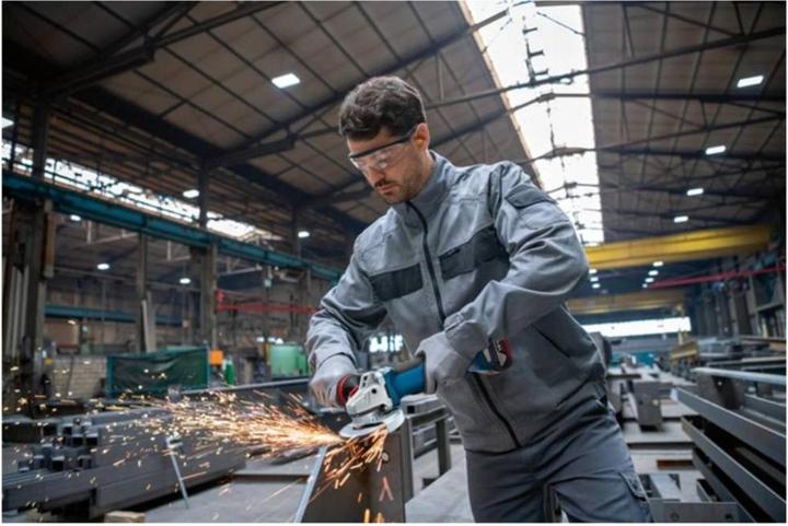Actual product image Bosch Professional BOSC Battery Angle Grinder (125 mm)