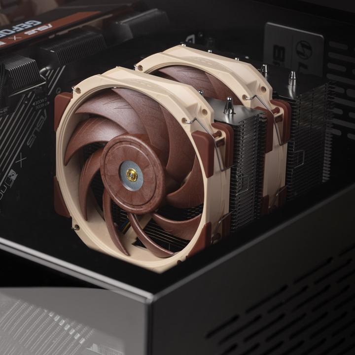 Produktbild Noctua NH-D12L (145 mm)