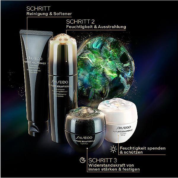 Image du produit Shiseido Future Solution LX Eye and Lip Contour Regenerating Cream 17ml (Crème, 17 ml)