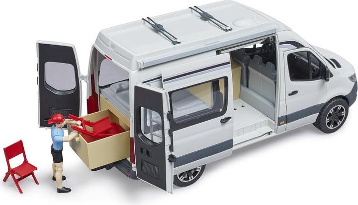 Image du produit Bruder Mercedes Benz Sprinter Camper avec chauffeur