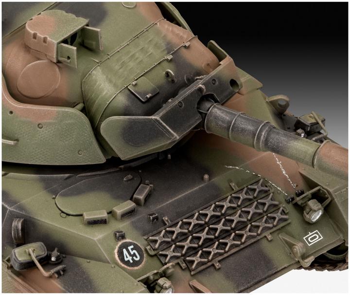 Actual product image Revell Leopard 1A5