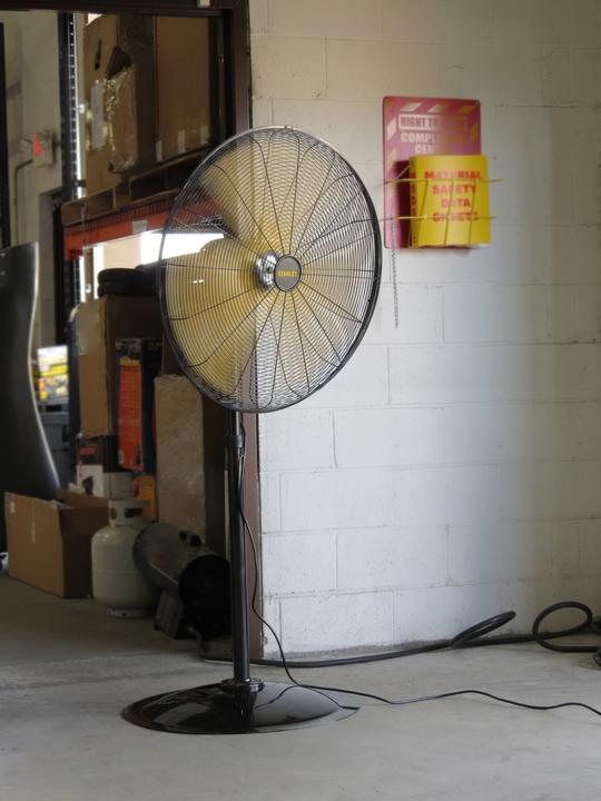 Immagine prodotto Stanley Ventilatore a piedistallo con ruote (82 dB)