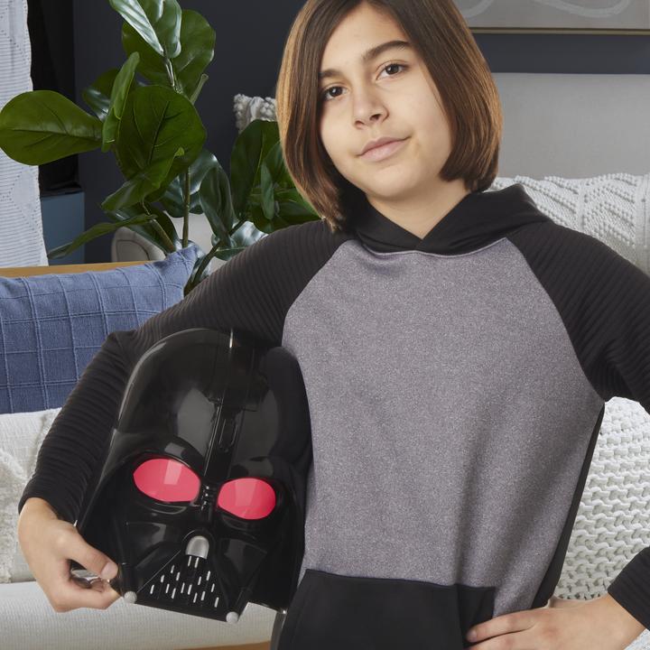 Actual product image Hasbro Sw Darth Vader Electronic Mask