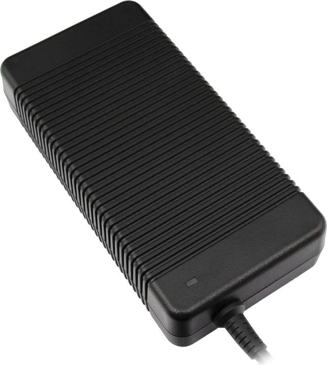 Actual product image Clevo 6-51-P3732-010 (330 W)