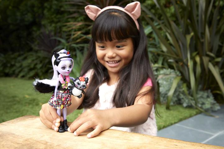 Actual product image Enchantimals Sage Skunk Doll